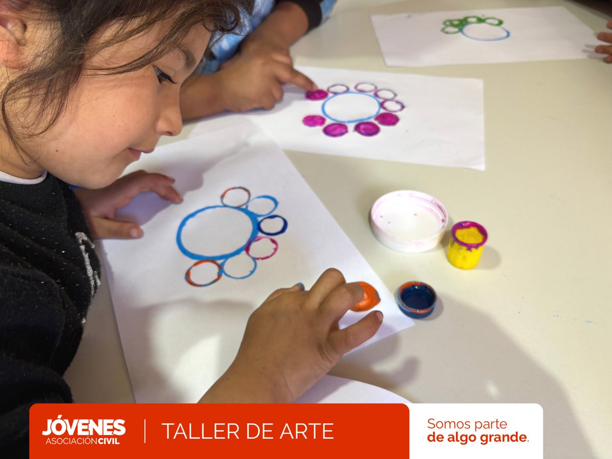JovenesONG's tweet photo. // Somos parte de algo grande // 

En Sede Jóvenes estimulamos el desarrollo creativo de nuestros niños y niñas con actividades lúdicas y didácticas 🧡🤩 ¡Vos también podes ser parte! 🧡

#VamosJuntos #VamosJóvenes https://t.co/2xCCe4EIEG