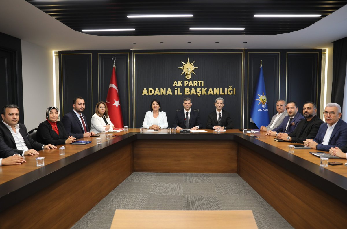 akpartiadanail's tweet photo. Adana Milletvekilimiz, Dilekçe Komisyonu Başkanımız Sayın Sunay Karamık, İl Başkanlığımızı ziyaret ederek İl Yönetim Kurulu Toplantımıza katıldı. Teşkilatımızla bir araya gelerek bizlerle istişarelerde bulundu.

Toplantımıza katılımları ve kıymetli değerlendirmeleri için Milletvekilimiz Sayın Sunay Karamık’a teşekkür ediyoruz.

@omerrcelik @abuyukgumus @yahyacelik_ @ozmehmetemin @avmustafaozkan
@KaramikSunay
@abdullahdogru01 @farukaytek