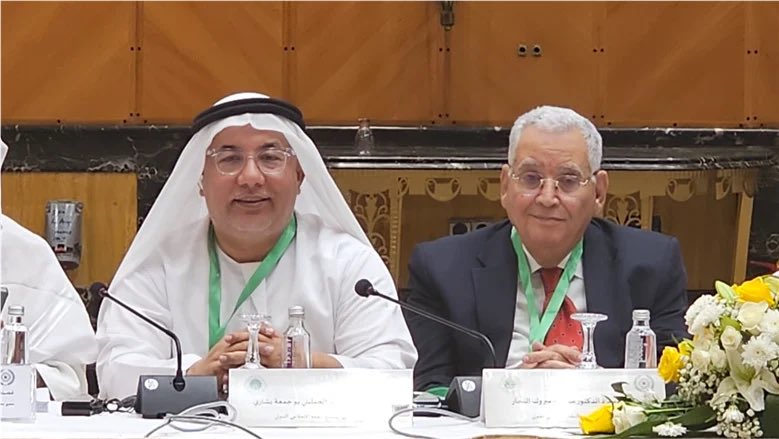 DRBECHARI's tweet photo. أكد الدكتور محمد بشاري أن مواجهة العنف ضد المرأة تتطلب تطوير النظر الفقهي والانتقال من التعامل مع الضرر بعد وقوعه إلى استباق أسبابه والعمل على الوقاية منه قبل تحوله إلى واقعة مكتملة.
 https://t.co/JIBbrrjMvZ https://t.co/7P1ot2BUOf
