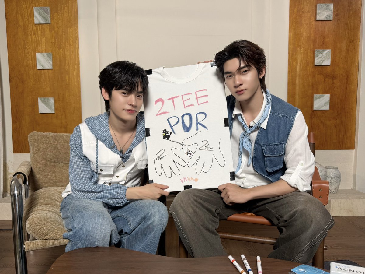 DomundiTV's tweet photo. ขอขอบคุณ @Acnolab ที่ให้เกียรติ “ตี๋ตี๋” @twnpich และ “ป๋อ” @porsuppakarn ได้มาร่วม Live พูดคุยและทำกิจกรรมสนุก ๆ ในวันนี้นะคะ 🥰

ขอขอบคุณแฟน ๆ ที่ติดตามรับชม Live และส่งกำลังใจมาให้ทั้งสองคนด้วยนะคะ 🫶🏻✨️

#AcnolabPaintingwithTTP https://t.co/5BgO6uAOu6