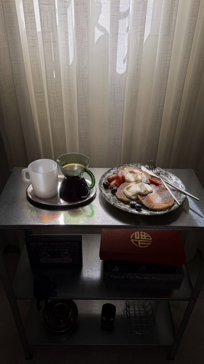 asayel__l's tweet photo. 🥞☕️🍸🪄.. https://t.co/cM05LbMZdN