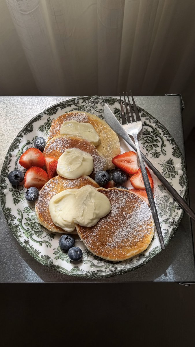 asayel__l's tweet photo. 🥞☕️🍸🪄.. https://t.co/cM05LbMZdN