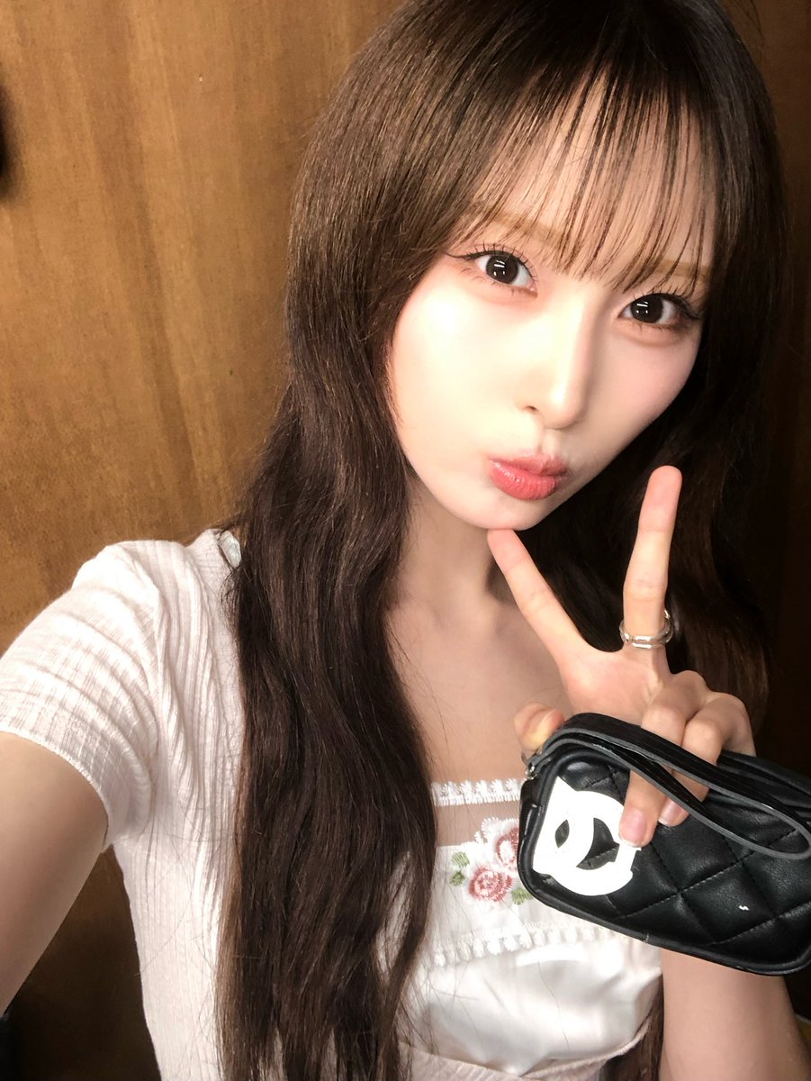 nyankox__'s tweet photo. 260908 🌱🫧

#ICHILLIN #아이칠린 
#CHOWON #초원 #초버댕블단 https://t.co/mDp6VYA3DZ