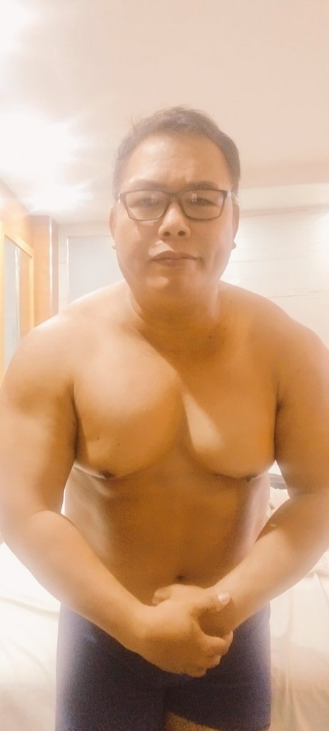 BAKIBEAR28's tweet photo. Available massage extra service DM lang sa gsto mag pa service😁
09192830028 https://t.co/EqW1VBJopj