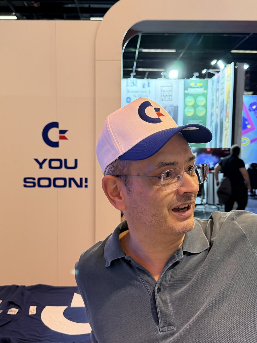 commodoreofcl's tweet photo. In addition to continuing the Commodore + Amiga talks, we managed to pull off a full swag swap at #gamescom. If that’s not a good sign, we don’t know what is! https://t.co/Dz7V56eWG5