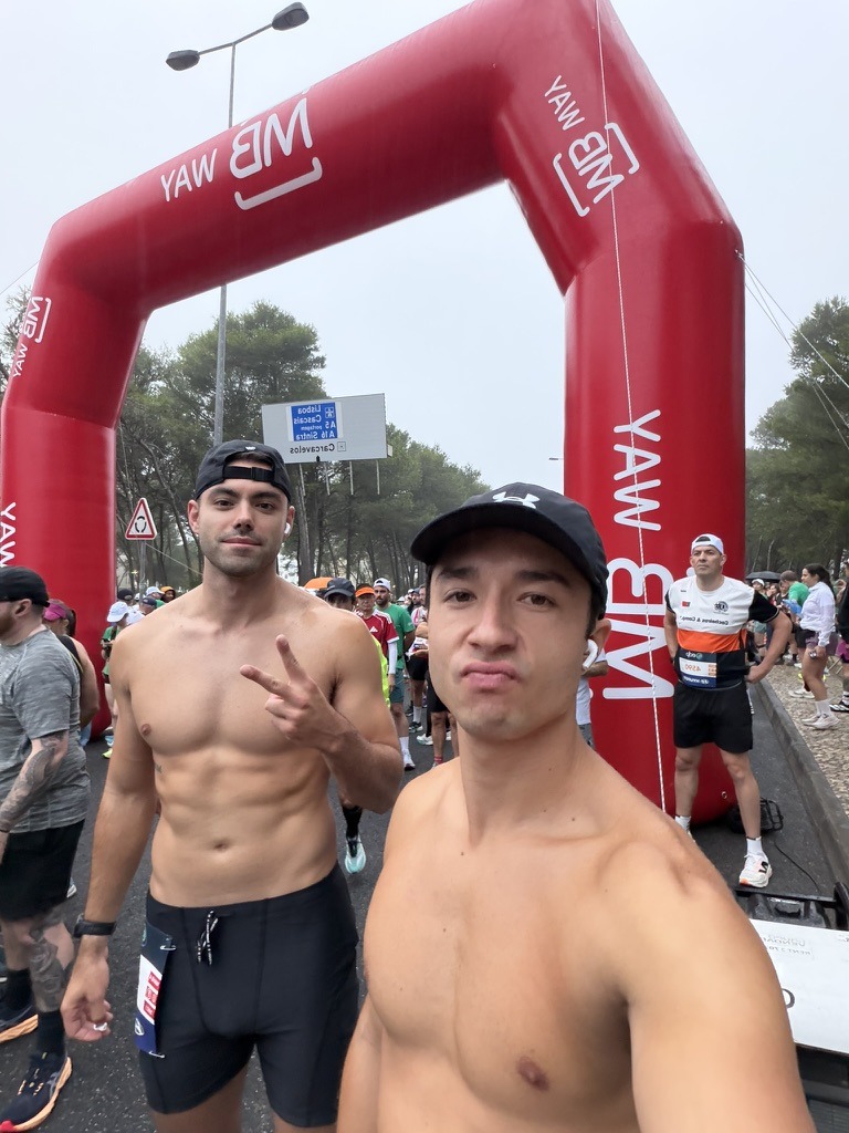 richhomiecon's tweet photo. Ran the Lisbon marathon last October in 3:29:56* and filmed it the same weekend with a local media team. One of them has worked with Ronaldo.

They are still who @Proof_Coverage calls for anything in Portugal. Just connected them with a potential client last week.

An agency's network is truly its net worth. Being able to tap into a network of talented creatives in any city on the planet is extremely valuable.