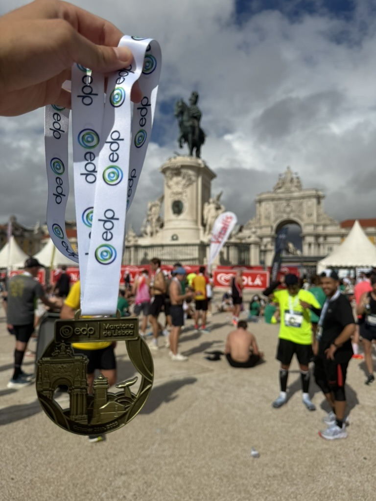 richhomiecon's tweet photo. Ran the Lisbon marathon last October in 3:29:56* and filmed it the same weekend with a local media team. One of them has worked with Ronaldo.

They are still who @Proof_Coverage calls for anything in Portugal. Just connected them with a potential client last week.

An agency's network is truly its net worth. Being able to tap into a network of talented creatives in any city on the planet is extremely valuable.