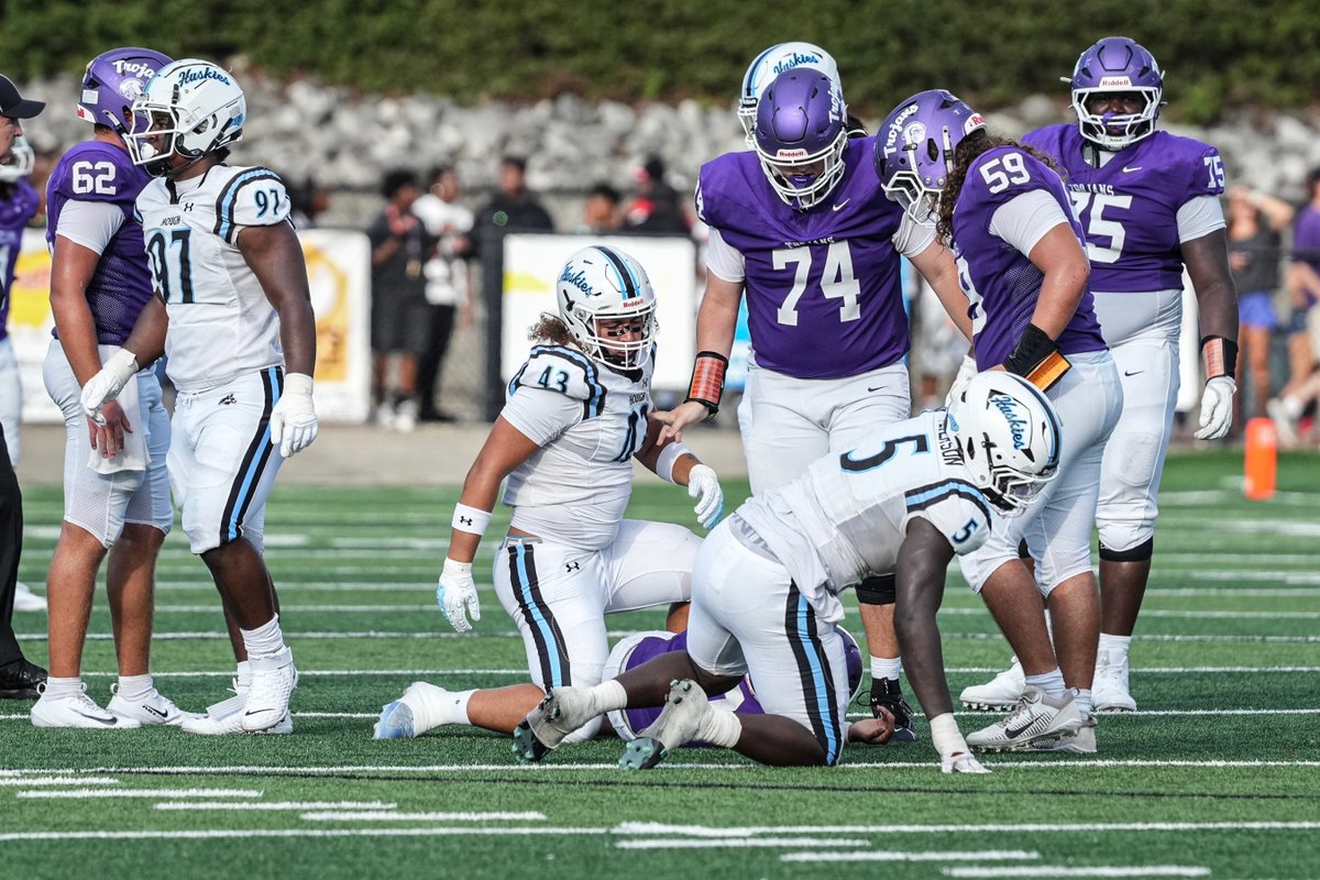 BCole2028's tweet photo. Grateful to play with the BEST DEFENSE IN THE NATION!
#HoughWay #HAVOC #letmeHUNT 
@DeShawnBaker25 @SC_DBGROUP @mjbarnettjr @CoachByrd_ @CoachOfFuture @willbradleysp @Evan_Flood @TrojanFBx @LeeAnnHerringOM @WardlawPreps @WGSports_CFB @Jeffery_Cobb @AnotherJerryLU @alexgleitman @MizzouToday @pepman704 @rcgladwin64 @Zack_Poff_MP @CatSportsForum @skoobuffsdaily @tarheel31681_md @EvanGWatkins247 @TodayIGiveMyAll @TuffyTalkNow @GSM_Wake