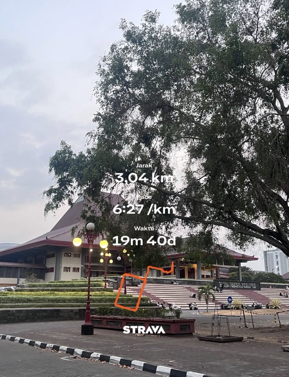 Bromm_666's tweet photo. hehe tipis tipis, soale belom kuat 🥲 https://t.co/y8ixgzhXuO