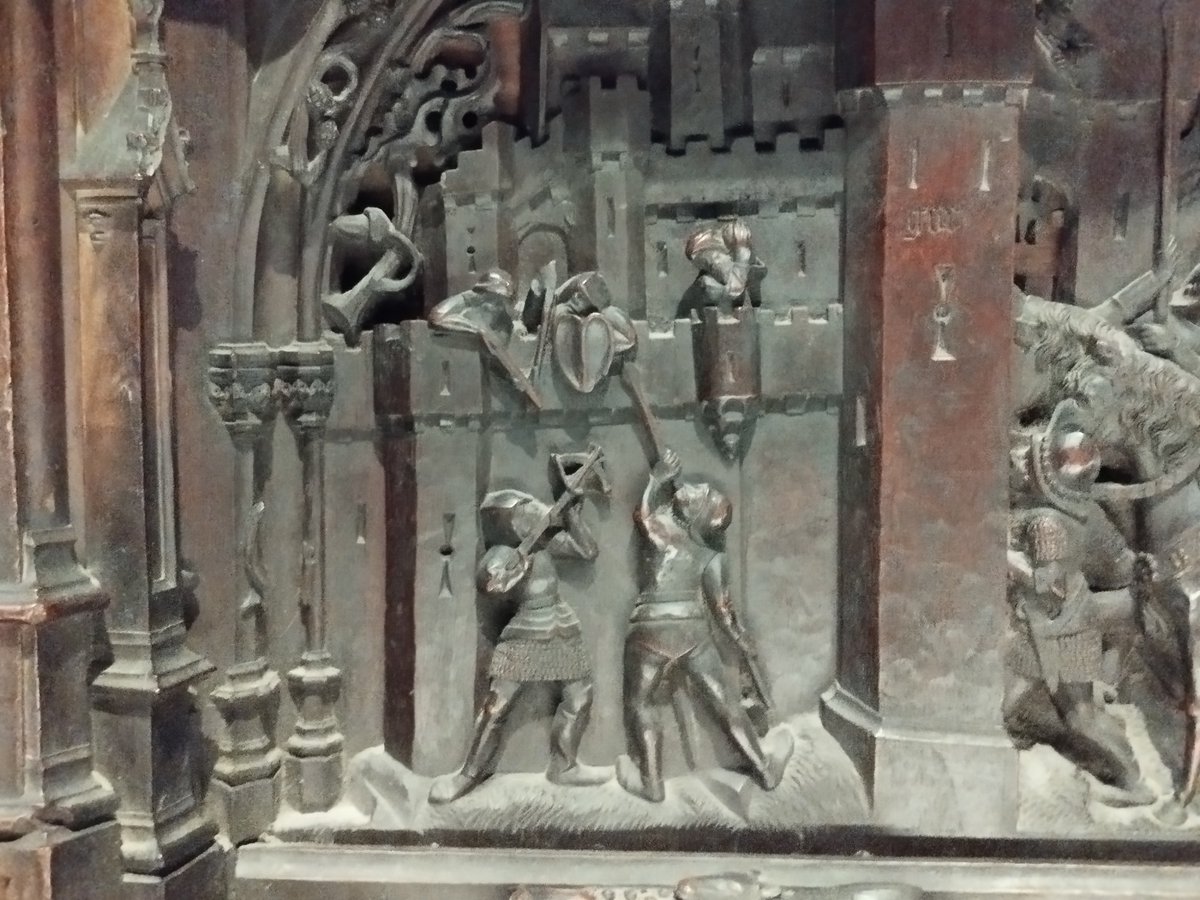 DanielAquillue's tweet photo. Las sillería del coro de la catedral de Toledo con su representación de la guerra de Granada es una auténtica pasada. Qué maravilla. https://t.co/3SPaL7QWf0