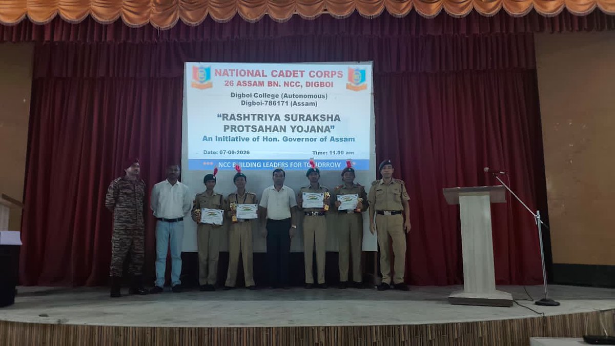 nccdibrugarh's tweet photo. The inaugural #RashtriyaSurakshaProtsahanYojana event, an initiative of the Hon’ble Governor of Assam, was successfully conducted by #26AssamBnNCC. Students showcased their ideas through essay, debate &amp; social media competitions. Winners were felicitated.

#DibrugarhGpHQNCC #NER https://t.co/VhZfTkcONg