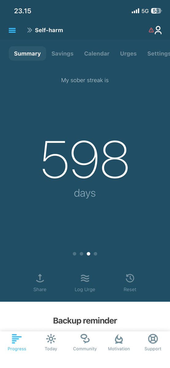 plimsollpunqs's tweet photo. it feels like i’m not gonna make it to 600.. https://t.co/E0EZzDEnnG