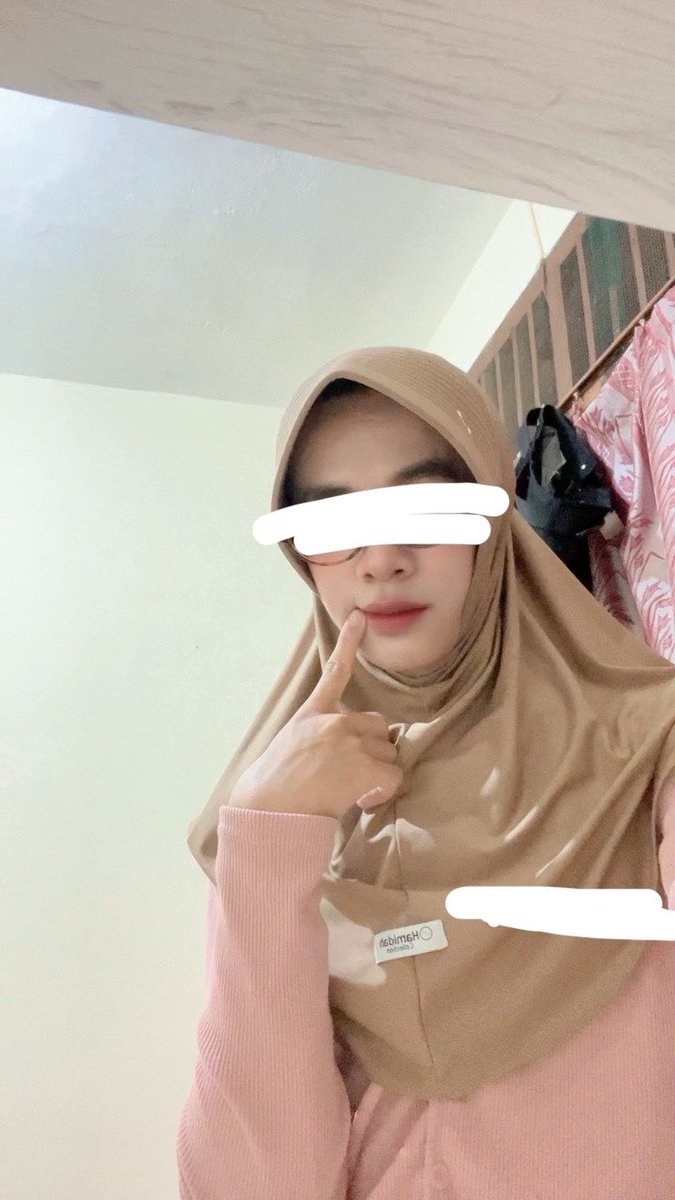 leeaaaxyz's tweet photo. Malm malam cdingg enak bngtt ,, ngikuttinnn kak @kyupiepie moga  cantikny nular
Hiraukan tangan saya hehe 
#cderjogja #crossdresserjogja #shemalejogja #cderindo #shemaleindo #crossdresserindo https://t.co/CucPexutoC