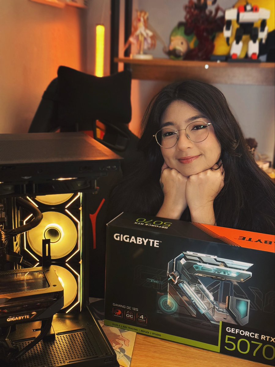tayhuhuu's tweet photo. Olha o que acabou de chegar em casa!!!!
UMA NAVE 🔥🔥🔥🔥

@AORUS_Brasil OBRIGADAAAA https://t.co/AA5LQqfFAp