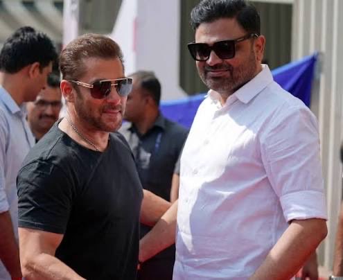 Harmindarboxoff's tweet photo. “Even if peak #AmitabhBachchan releases his film on Eid 2027, we will still bring our movie on Eid. I have faith in what I have made.”

— Vamshi Paidipally on clashing with Spirit https://t.co/sAjdOPy5B0