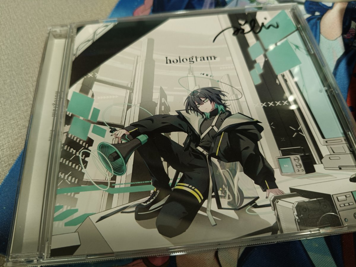 Aoryn5's tweet photo. hologram from Ruliea

EDM https://t.co/7aLlv6wHHo