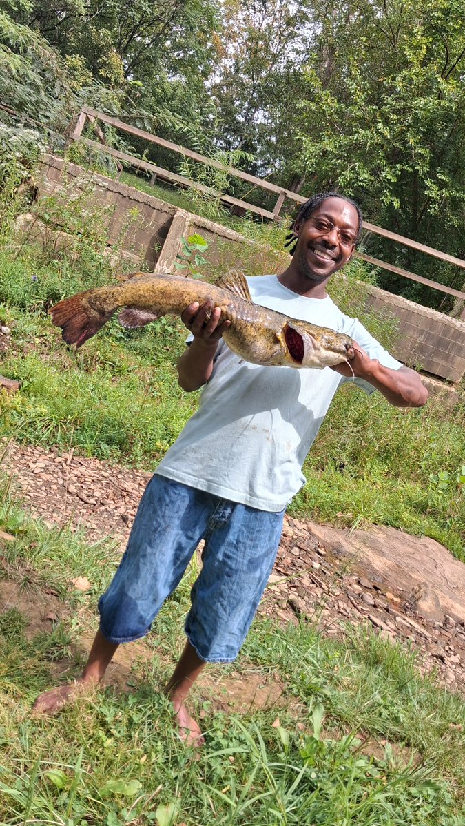 FishinwithTuck's tweet photo. Happy Labor Day fishin folks its one that'll go down in history courtesy of the 10 pounder https://t.co/spsPhJELcj