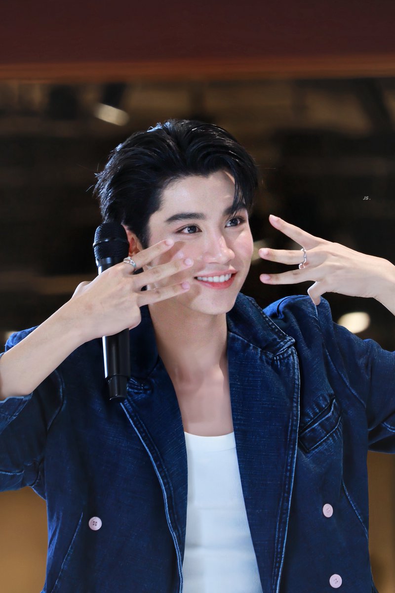 jinbesang's tweet photo. แล้วอินจักรเห็นแบบนี้ทุกวัน เติมแป๋วคนเดียวเลยดิ้ 😔

#DestinyclinicxInnOngsa
#ongsacelcius 🎀 https://t.co/UBBIjEX2PJ