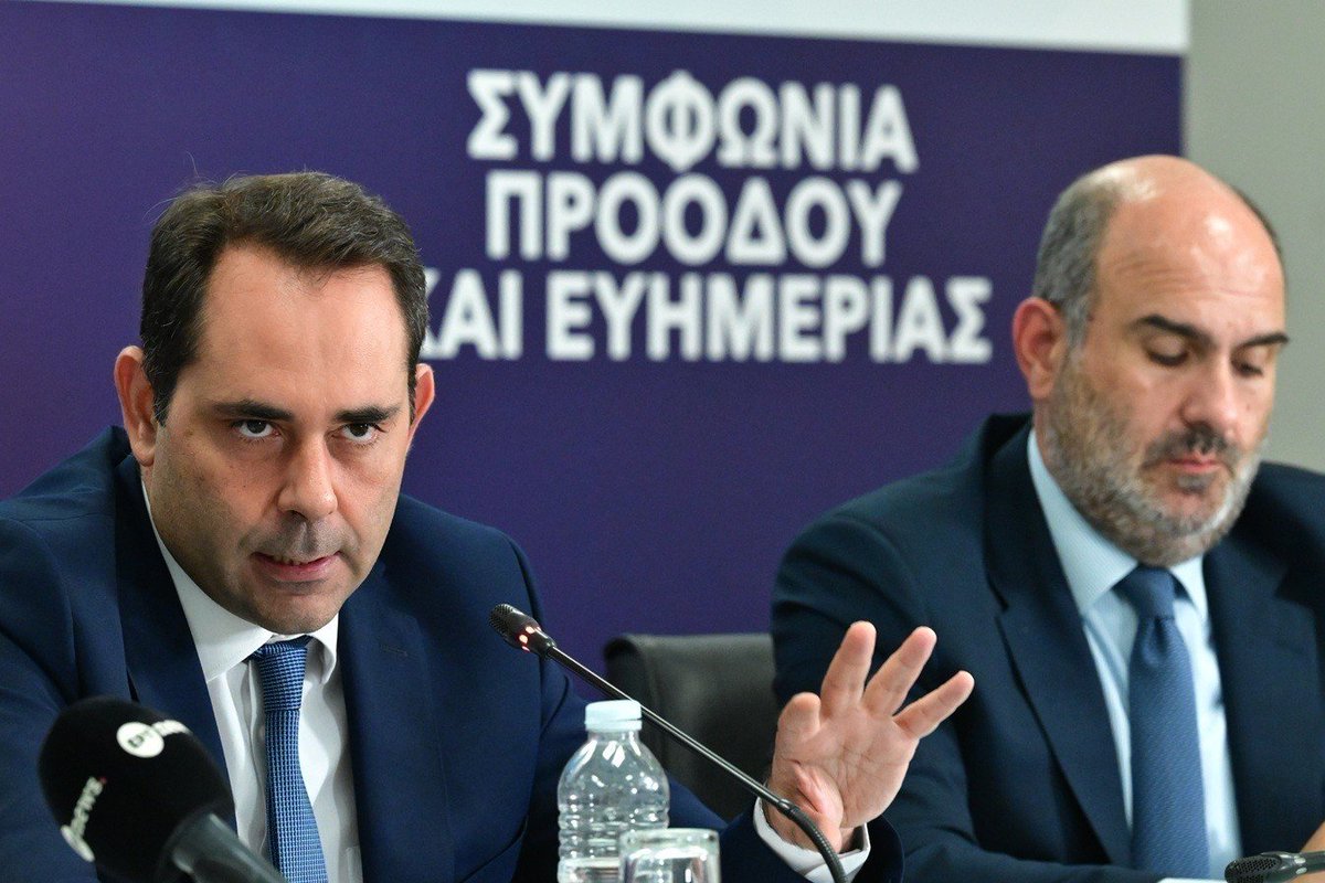 elenasagiadinou's tweet photo. 📌Ένα εκτεταμένο πακέτο οικονομικών παρεμβάσεων, με ορίζοντα έως το 2030 και μέτρα που αφορούν σχεδόν το σύνολο των κοινωνικών και επαγγελματικών ομάδων, παρουσίασε ο υφυπουργός Εθνικής Οικονομίας και Οικονομικών Θάνος Πετραλιάς, κατά την εξειδίκευση των εξαγγελιών του πρωθυπουργού στην 90ή ΔΕΘ.
https://t.co/FdCbtCS25z