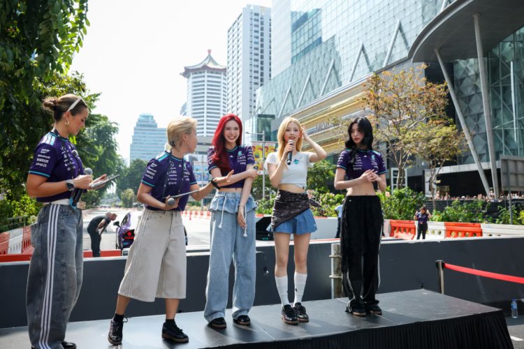 aboutbaemon07's tweet photo. 📸 New photos of BABYMONSTER from orchard road 🏎️ https://t.co/OdzQiko2zF