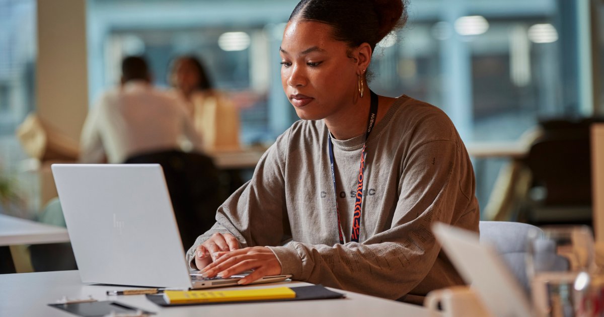 hubhubcowork's tweet photo. No two working days look the same, so why should your workspace. From flexi desks to private offices, HubHub gives you the freedom to choose how, where and when you work best.

Find out more here 👉 https://t.co/KG6tJoytfT https://t.co/JBQcG4gHAG