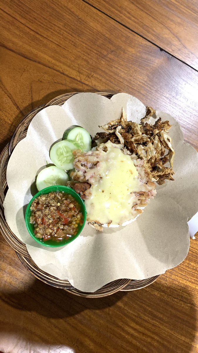 damnitthru's tweet photo. opsi bingung makan= geybok😣 https://t.co/BDCPOlj1Gp