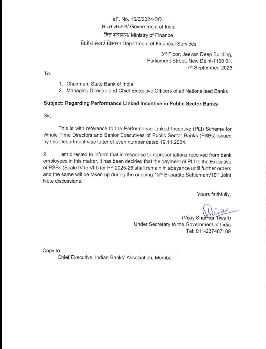 KunalWaghKW's tweet photo. ✊ A Significant Step Forward in the Fight for Fair PLI

The Ministry has heard the collective voice of Bank Employees!

The DFS letter dated 07.09.2026 clearly states that payment of PLI to Executive Officers from Scale IV to VIII for FY 2025–26 will remain in abeyance, and the matter will be taken up during the ongoing 13th Bipartite Settlement / 10th Joint Note discussions.

This is not merely a letter — it is the outcome of persistent representations, collective efforts and the united voice of the banking fraternity.

Now the message is clear:

NO unilateral PLI!
NO discriminatory PLI!
YES to fair, transparent & negotiated PLI!
YES to collective bargaining! ✊

Let the dialogue lead to justice, equality and a mutually acceptable settlement.

🔥 United We Stand — United We Fight — United We Win!
✊🏻 Long Live UFBU 🚩
✊🏻 Long Live FBOIOA🚩
✊🏻 Long Live AIBOC🚩
✊🏻 Long Live Bank Employees’ Unity!

#5DayWeekandFairPLI #UFBU #AIBOC #FBOIOA
@fboioa_india @aiboc_in @UFBUIndia