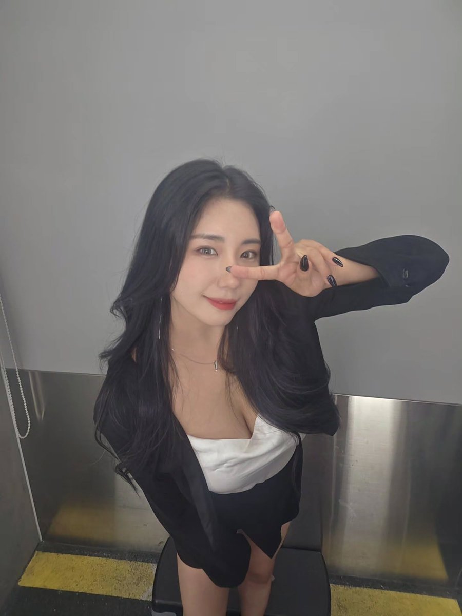 ghaaoxm26's tweet photo. https://t.co/hskHsdWMRc