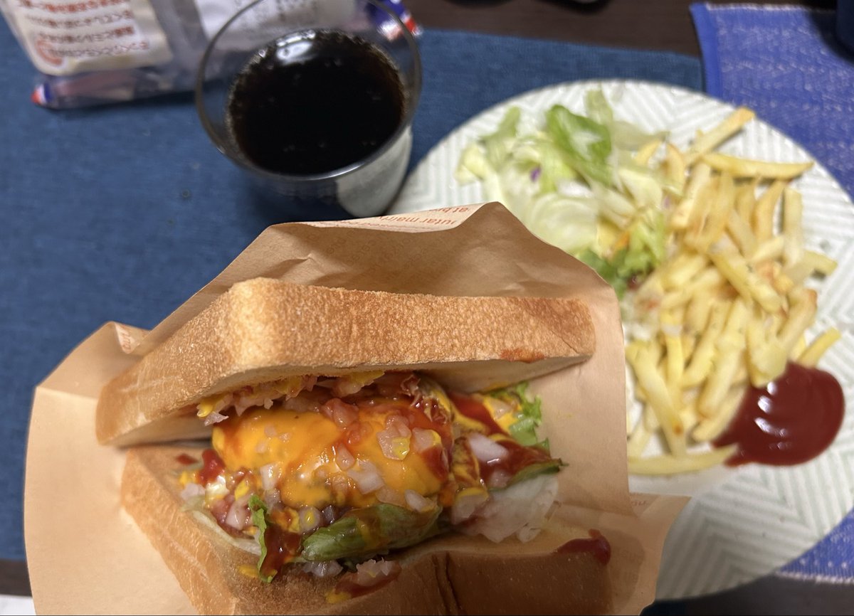 muchsuki's tweet photo. 🤤 https://t.co/oeCz1CVkb3