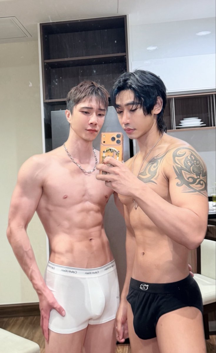 firstyouno2's tweet photo. “Big, long… and you get two. Think you can handle that? 😉” 
Stay tuned for exclusive content. 
👉https://t.co/F4gq8hF00i
 Co-star @mr_wolf001 
@firstyouno2 https://t.co/pWbB63N9jw