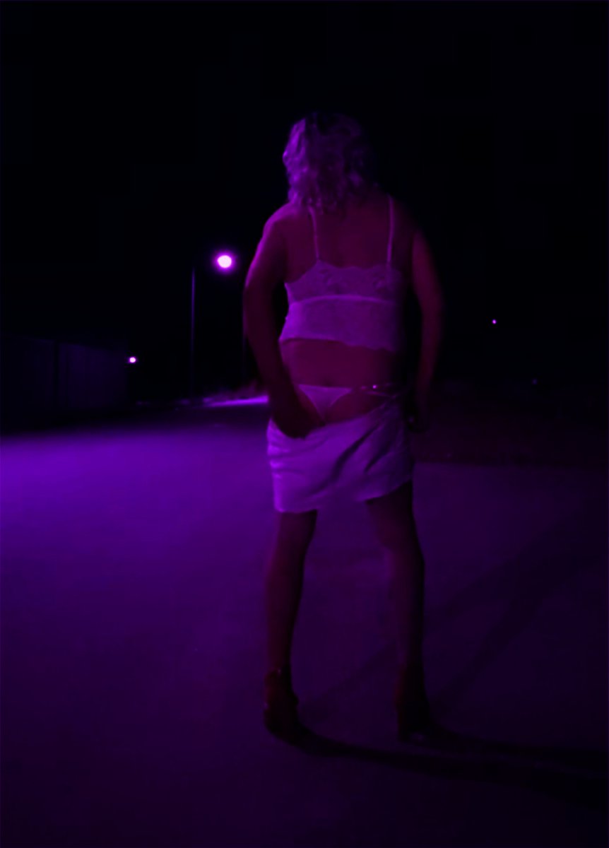 99RaboSer's tweet photo. E a dizerem-me paneleiro,
bem que se complementam,
darem-me no rabo e
irem-me ao cu,
claro que,
não só me entrego,
como os incentivo,
que assim teimem,
tanto o prazer a que me levam. https://t.co/LiMQMDj39k