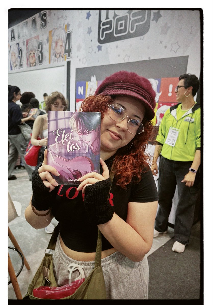 hoon_Nari's tweet photo. Foi aqui que pediram jaywon na bienal 
HIT MESMO

🗣️💜 @mingsammy2 https://t.co/KpFsxG4yEv