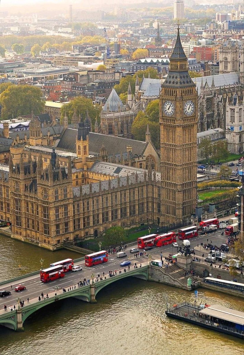 dreamarriv5900's tweet photo. London, UK 🇬🇧 https://t.co/Nyv1QLuqUI