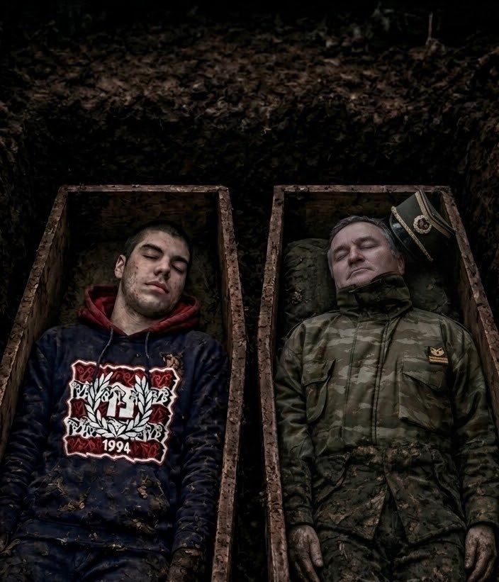 gialloblu34's tweet photo. @crvenazvezdafk Rest in hell marko, rest in hell ratko https://t.co/zTYNrfiF2d