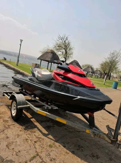 ClassifiedPosts's tweet photo. R 265,000 For sale 2014 Seadoo Rxtx 260rs jet ski  Excellent condition  Just fully serviced and brand new IBR ( Intelligent Brake and Reverse) fitted with invoice to prove all work done  Super low hours. Midrand JHB https://t.co/MN6iXidlUa https://t.co/vf3vqv9n8L