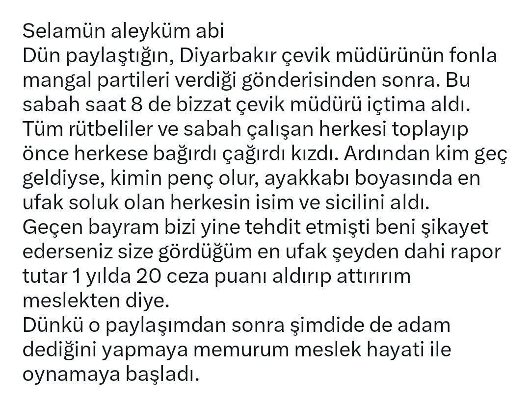 bombacimlym5's tweet photo. SİZDEN GELENLER...

YER-DİYARBAKIR @DiyarbakirEmn 

Diyarbakır Çevik Kuvvet Şube Müdürü...

Numaram vardır sende... Ara bana da bağır çağır... https://t.co/VVl9JoFFSx
