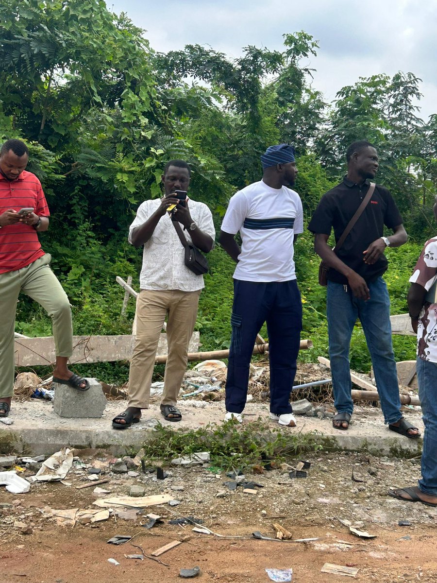 Ajibewaji1 tweet picture