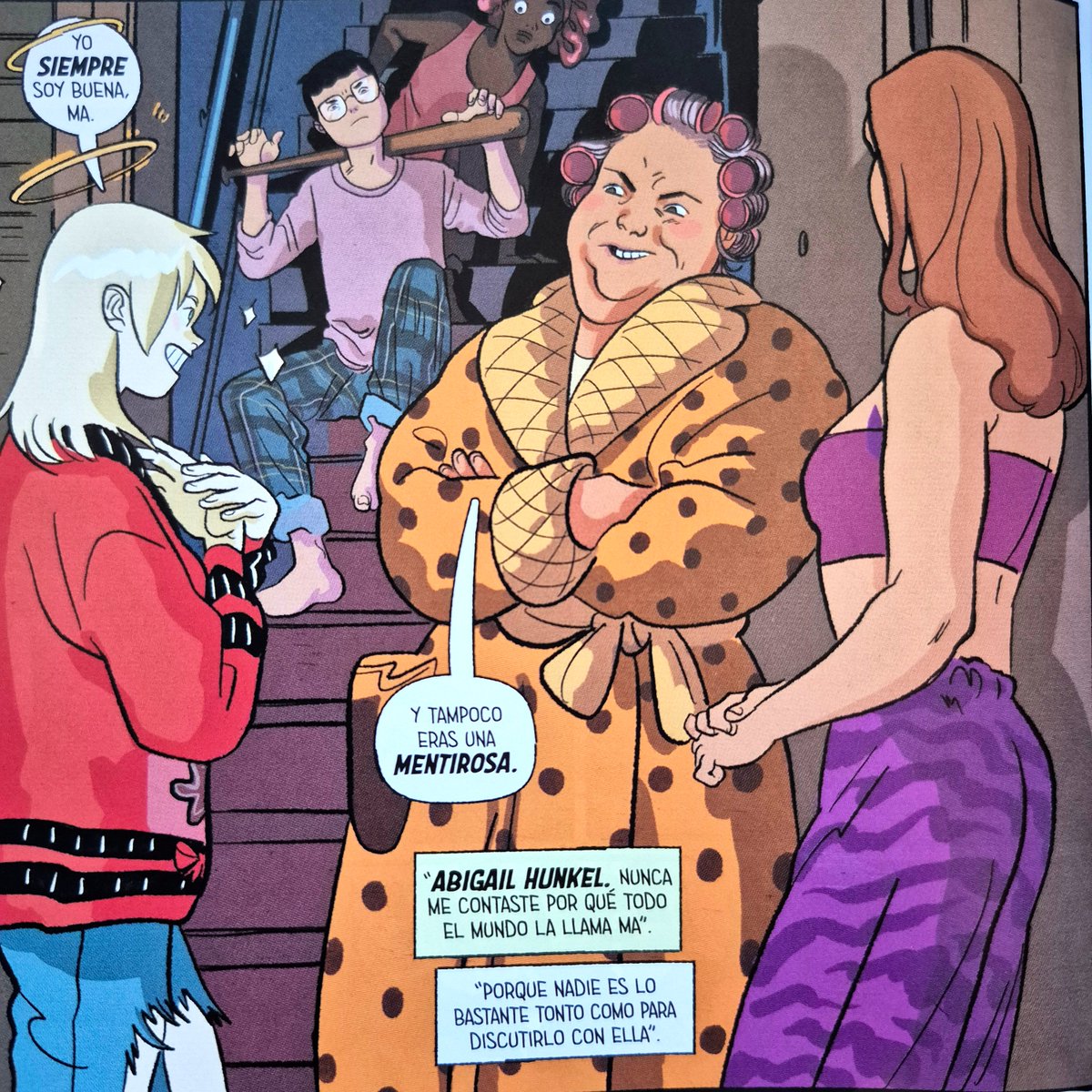 PaniniComicsEsp's tweet photo. ♦️🪴DC ONE-SHOT.
HARLEY Y HIEDRA: VIDA Y CRÍMENES
#3del9
El origen definitivo de la más icónica pareja criminal del Universo DC recorre la evolución canónica de Harley Quinn y Hiedra Venenosa de enemigas a aliadas, mejores amigas y compañeras de por vida.
Desde la chispa que surgió en su caótico primer encuentro hasta el momento en el que su nexo se hizo imposible de ignorar, esta exploración aguda e íntima revela el viaje, desastroso y sentido, que formó al más querido dúo comiquero.
Incluye Harley & Ivy: Life and Crimes #1-6 USA, de Erica Henderson.
+info: https://t.co/5xbPWkLl1E
#PaniniDC #HarleyQuinn #HiedraVenenosa #Pam #Harleen #Clayface #MaHunkel