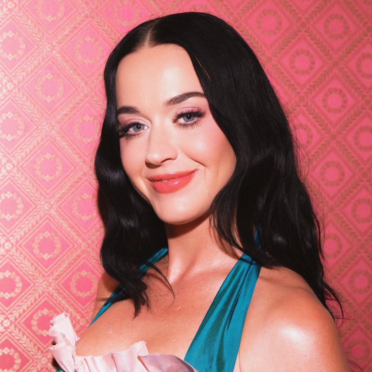 katyperryinfoo's tweet photo. Monthly Listeners — Spotify:          

#13 (=). Katy Perry — 91,425,279 (+70,056) *new peak* https://t.co/5J7jQNOnxL