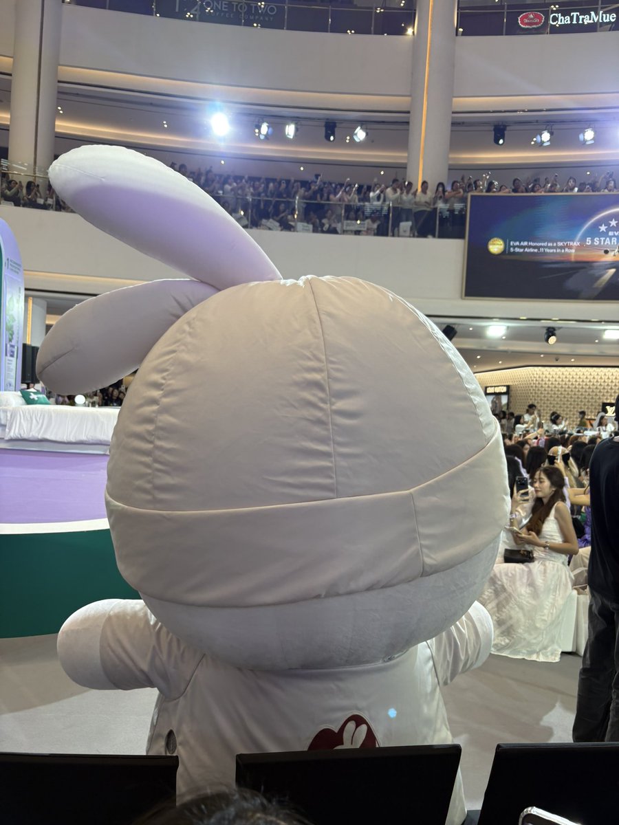 Dentiste_X's tweet photo. รบกวนดาราไม่ทำทรงผมบังเพื่อนได้มั้ยคะ🥺
(เอ็นดูหลานง่ะ ฮื่อออ พรี่โดนโอ๋เอ๋ตกอย่างหนักเลยนว้องๆ)

KNP DENTISTE PARAGON
#DentistexKengNamping
#DentistexOhAe https://t.co/j2nPJATP8N