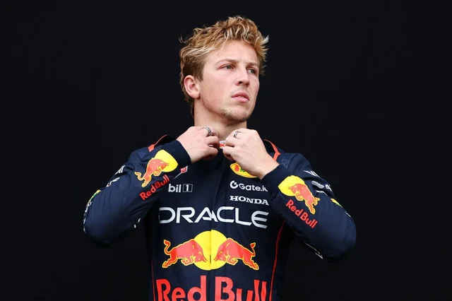 blog_formula1's tweet photo. ⭐️ PARECE MENTIRA, MAS É VERDADE ⭐️

Liam Lawson fará mais corridas como substituto de Isack Hadjar na Red Bull em 2026 (três) do que como piloto titular em 2025, quando foi "rebaixado" para a Racing Bulls após apenas dois GPs. https://t.co/zPjJYc78Gg