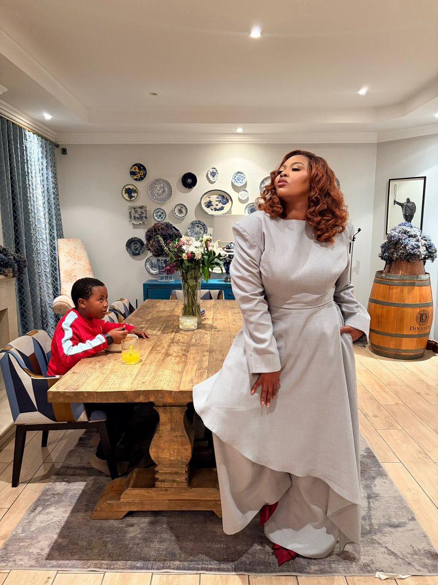 Anele's tweet photo. POV: Your mother has booked the dining room for a Vogue cover and you’d just like to eat your dinner. 😭😂 https://t.co/VbAe8M1Ca8