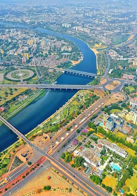 india_plus_'s tweet photo. Swachh Vayu Survekshan 2026 is out now

Top 5 cities :

1 Lucknow (UP)
2 Indore (MP)
3 Jabalpur (MP)
4 Bhopal (MP)
5 Surat (Gujarat)

Source: Central Pollution Control Board https://t.co/KZlvQ5DeOI