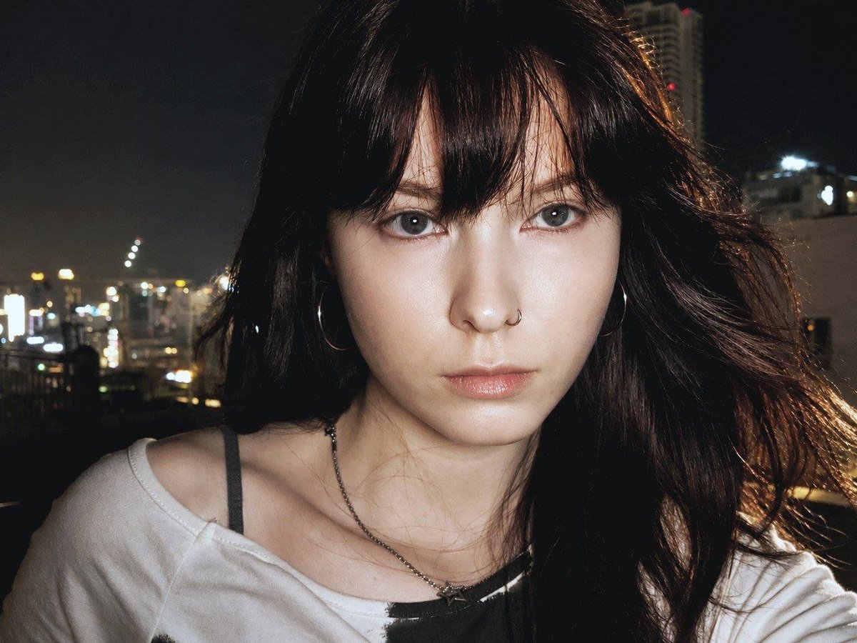 woyanzz's tweet photo. 中国女生们，难道我找个女朋友就这么难吗？我真是想不通

#女同 #wlw #les https://t.co/AlM4oUh4Pn