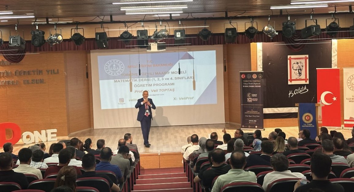 VeliProf's tweet photo. Van ve Tuşba ilçesindeki eğitimcilere İlkokul Matematik Dersi Öğretim Programı ve Matematik Atölye uygulamaları seminerini gerçekleştirdik . Van Vali Yrd. Sn. Musa Göktaş, Tuşba İlçe Mil. Eğt.Müd. Sn.Muhlis Ceylani’ye katılan ve katkı sağlayan herkese teşekkürler. https://t.co/LnFEfibohy