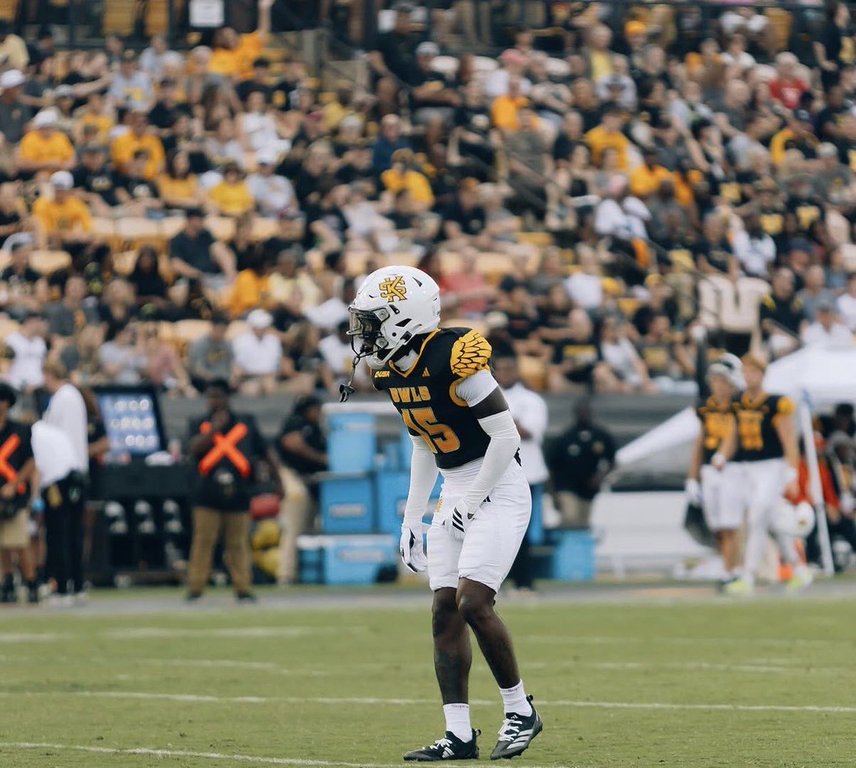 Samuel3Watkins's tweet photo. #AGTG  after a great conversation with @CoachJames44 I’m blessed to receive and offer from Kennesaw  State University !!🖤💛 @clarencemcdoug1 @BrettSShufelt @CoachWrightPerk @JUCOFFrenzy @JuCoFootballACE @MSJUCOREPORT https://t.co/ZluSbouwx0