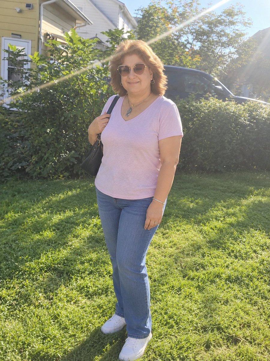 Avaypym's tweet photo. Rate my outfit honey https://t.co/2w279eNk2K