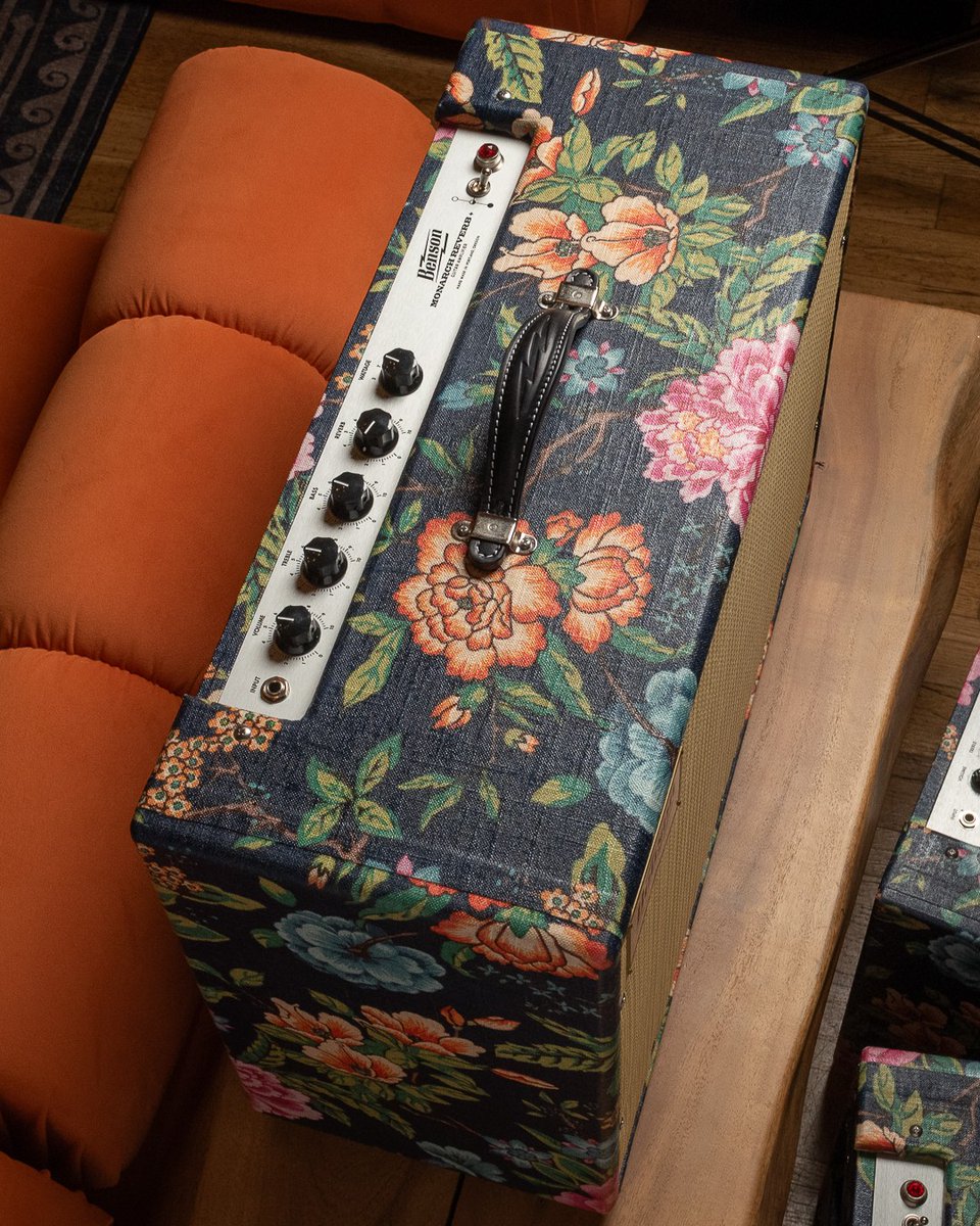 ChicagoMusicEx's tweet photo. https://t.co/jeIIohLW0x | CME Exclusive @bensonamps just landed in a Navy Blue Floral finish you can only find here. Monarch Reverb Plus, Vinny Reverb, Nathan Junior — hand-wired, point-to-point, in stock now. Call, chat, or visit our showroom to plug in to our latest! #BensonAmp https://t.co/XIqGrvHp0w