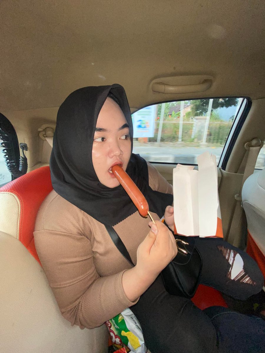 riskaaJ_'s tweet photo. Hidup itu dinikmatin aja. https://t.co/t2tdfsxfi0