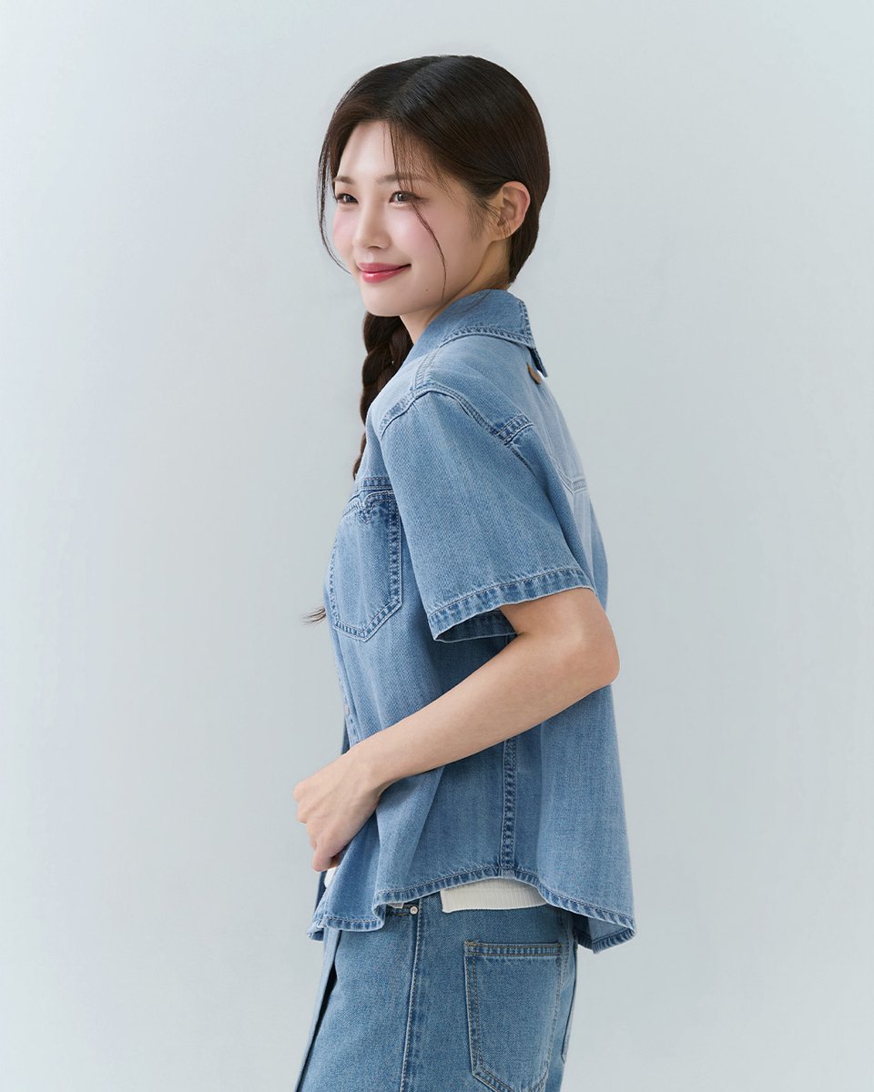 CythiaOrnevulc's tweet photo. Top: Indigo yoke pocket detail denim shirt 
Bottom: Light indigo wrap-detail skort 
Add a refreshing touch to your daily look with bright light-wash denim. https://t.co/zgjXUn9el6